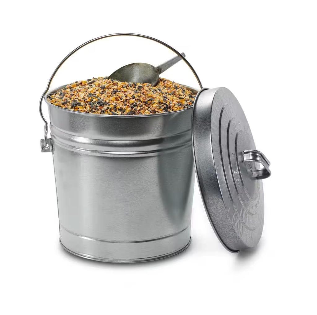 6 Gallon Galvanized Steel Round Trash Can with Locking Lid B77222