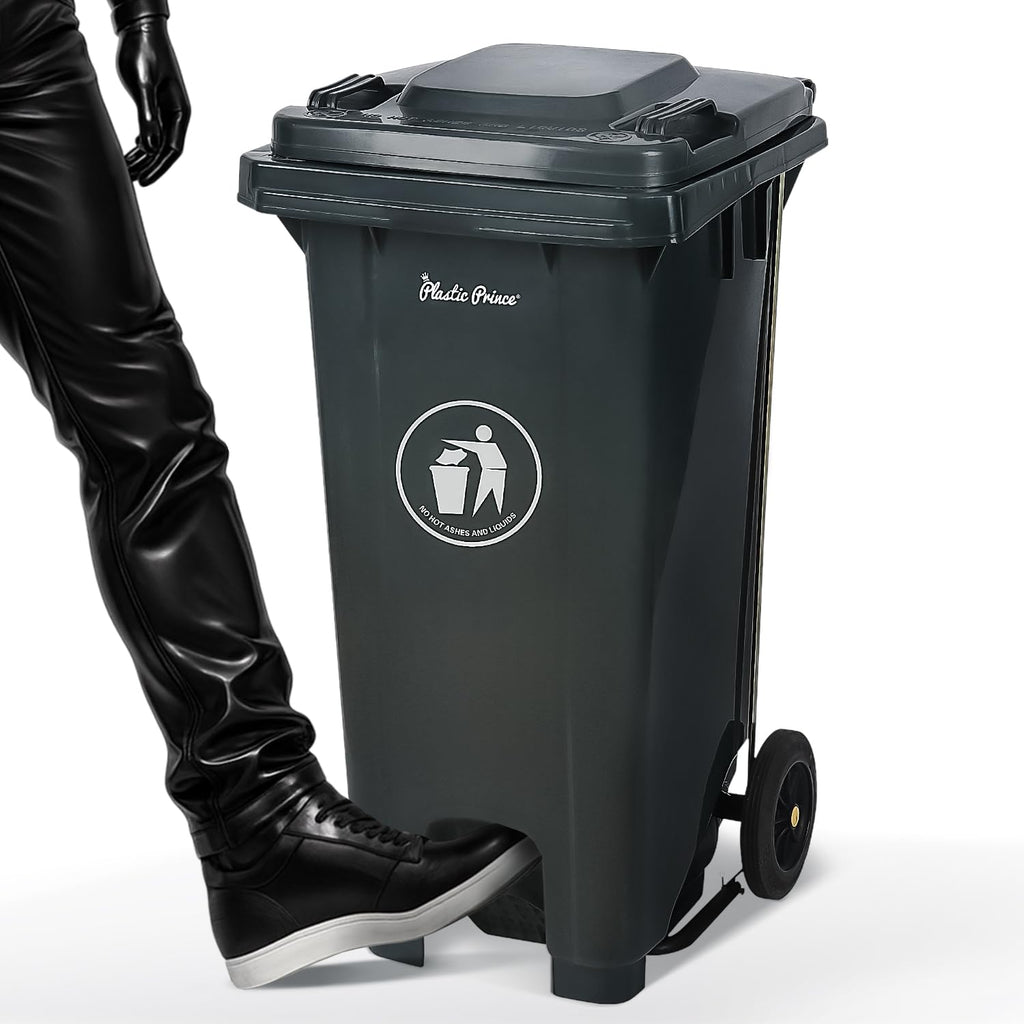 32 Gallon Plastic Trash Can with Wheels and Lid Q57624