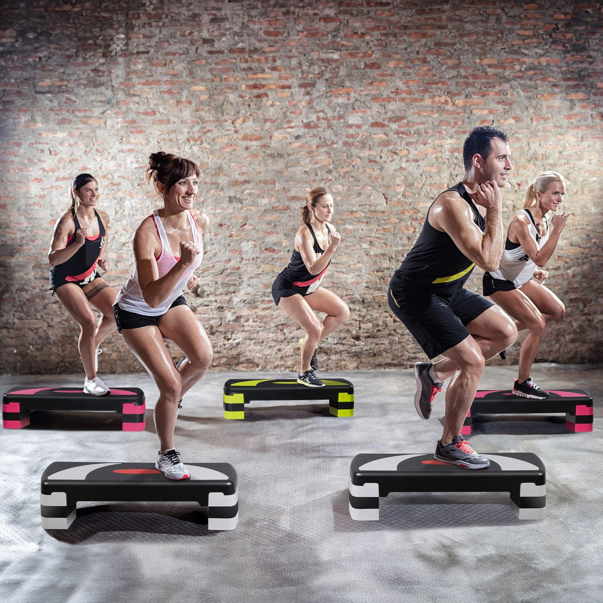 31" Adjustable Aerobic Step Platform with 4 Stackable Risers E7012